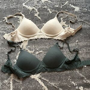 Women’s Aerie Real Chill 34B Wireless Bra Bundle (Olive Green and Beige)